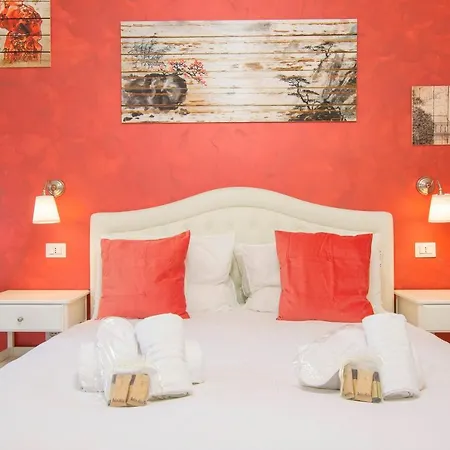 Luxury Boutique * Rome
