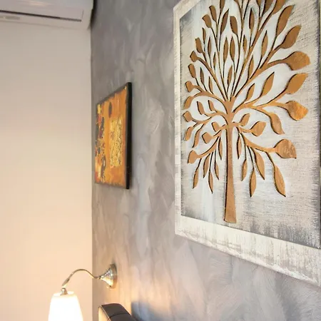 Luxury Boutique לינה וארוחת בוקר