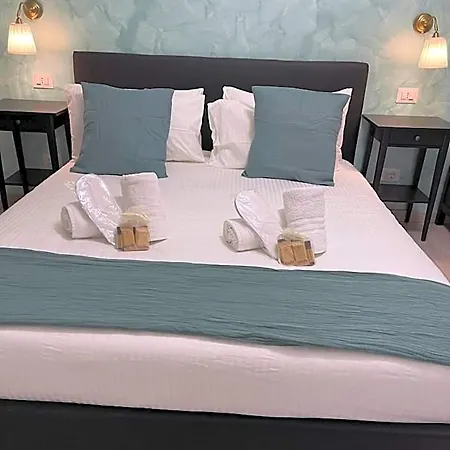 Luxury Boutique Bed & Breakfast